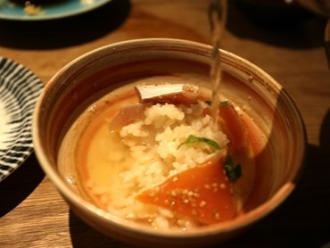 海鮮漬け丼（白だし付き）写真