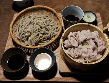 豚しゃぶせいろそば（温・冷）写真
